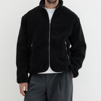 Veste en polaire noire – Élégance et chaleur urbaine